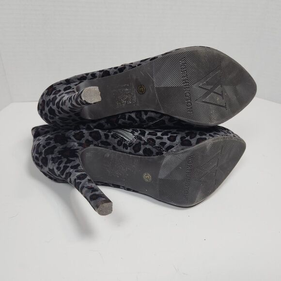 Women's Leopard Print Booties Stiletto Heels Dark Gray Velvet Size 8M - Picture 5 of 11